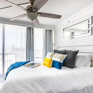 daytona-beach-resort-ocean-front-luxury-studio-pool.thedaytonabeachhotels.com/